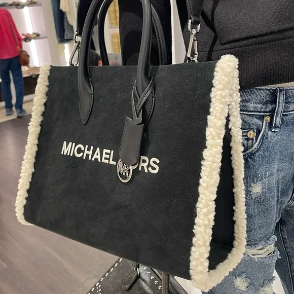 MICHAEL KORS Mirella Medium Suede and Faux Shearling Tote Bag
Black 
NWT - Picture 3 of 16